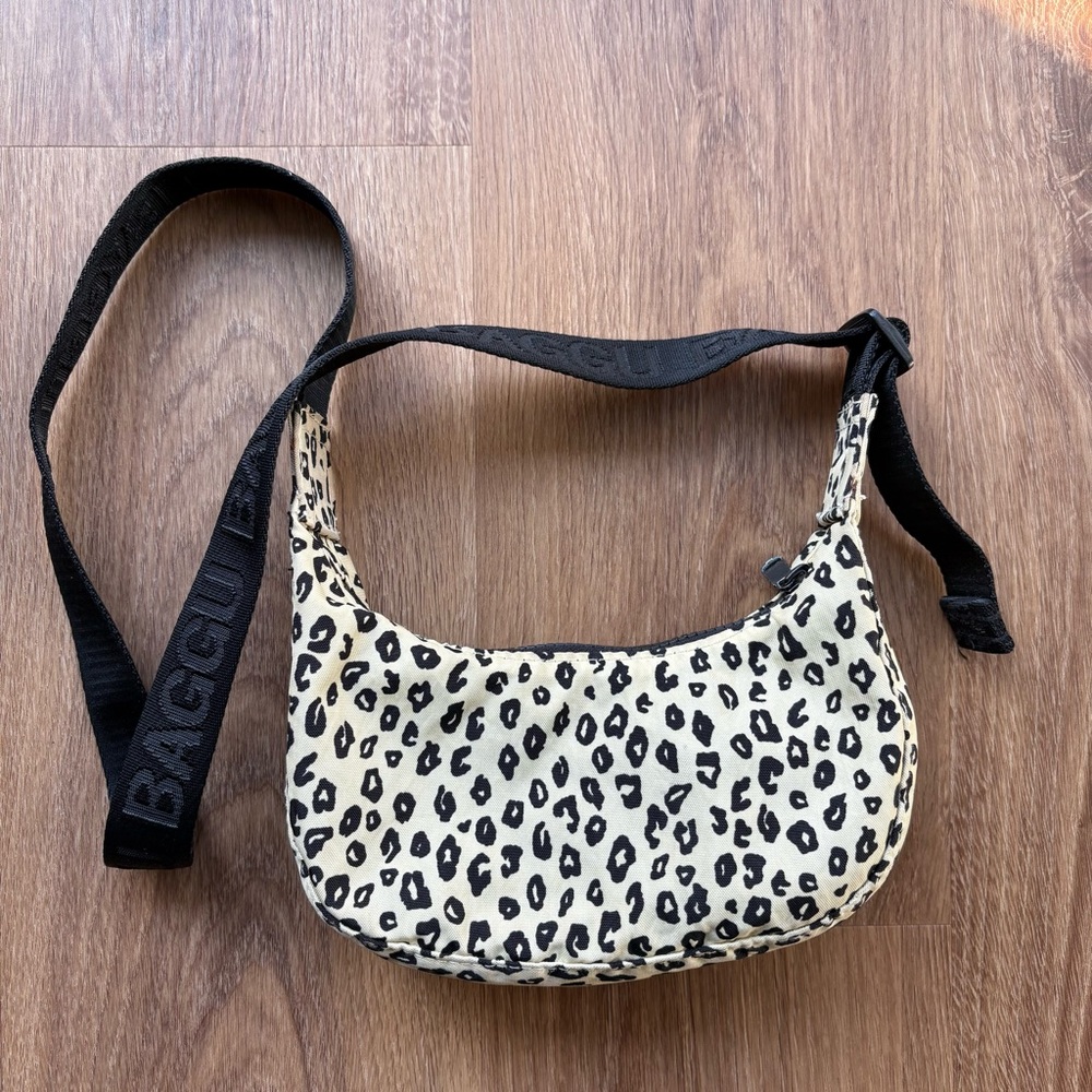 Rare BAGGU Mini Crescent Bag in Honey Leopard
